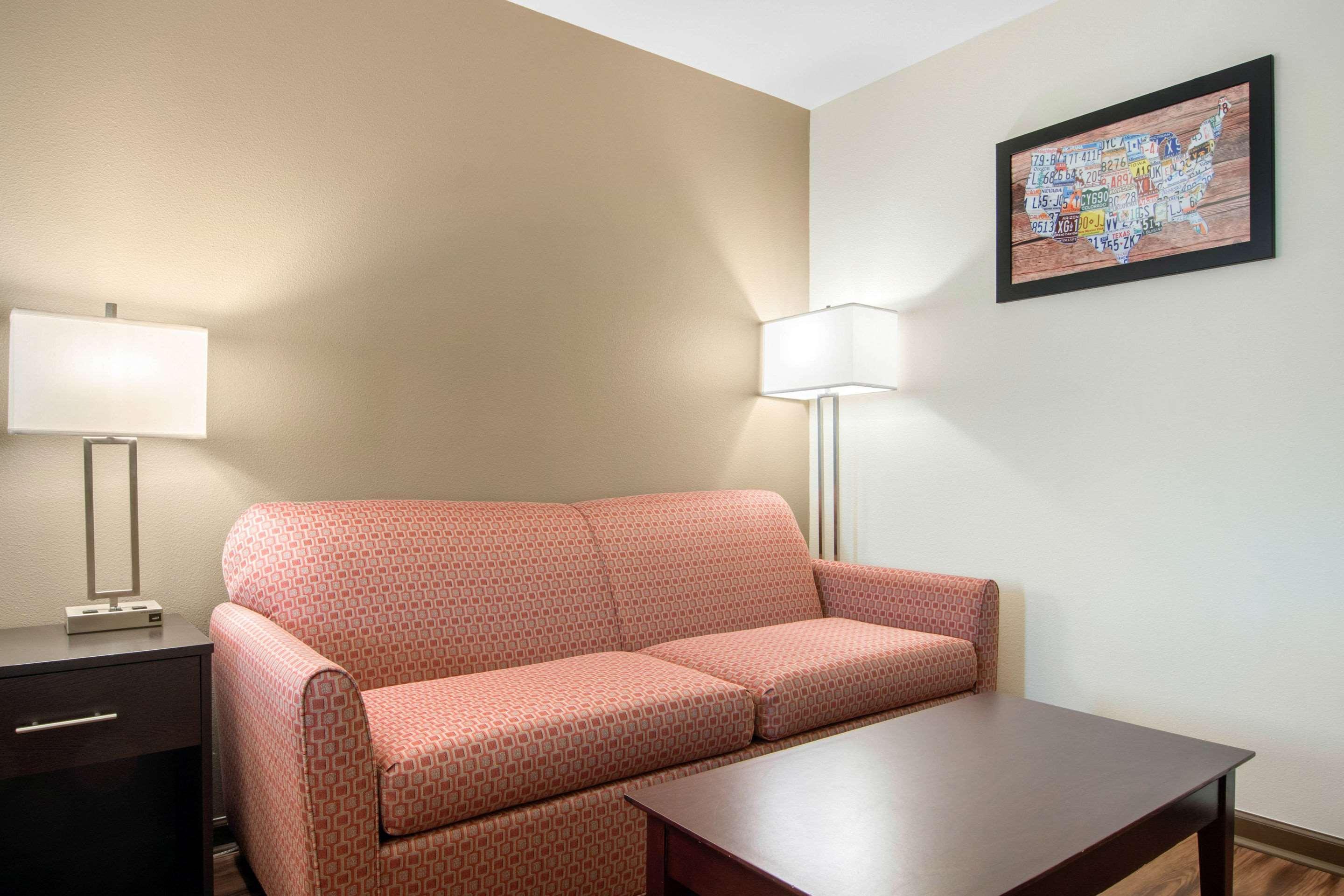Econo Lodge Inn & Suites Springfield Eksteriør bilde