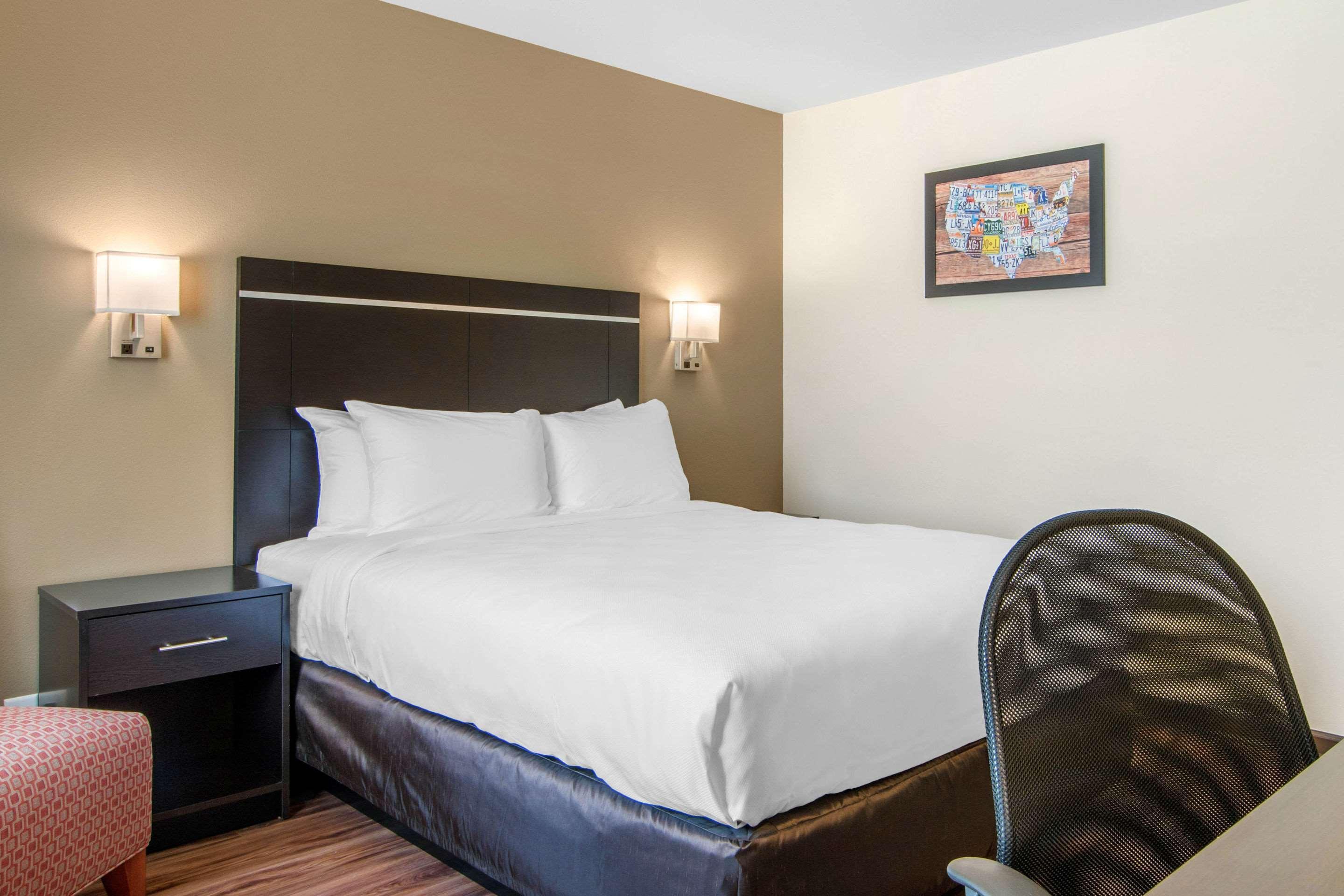 Econo Lodge Inn & Suites Springfield Eksteriør bilde