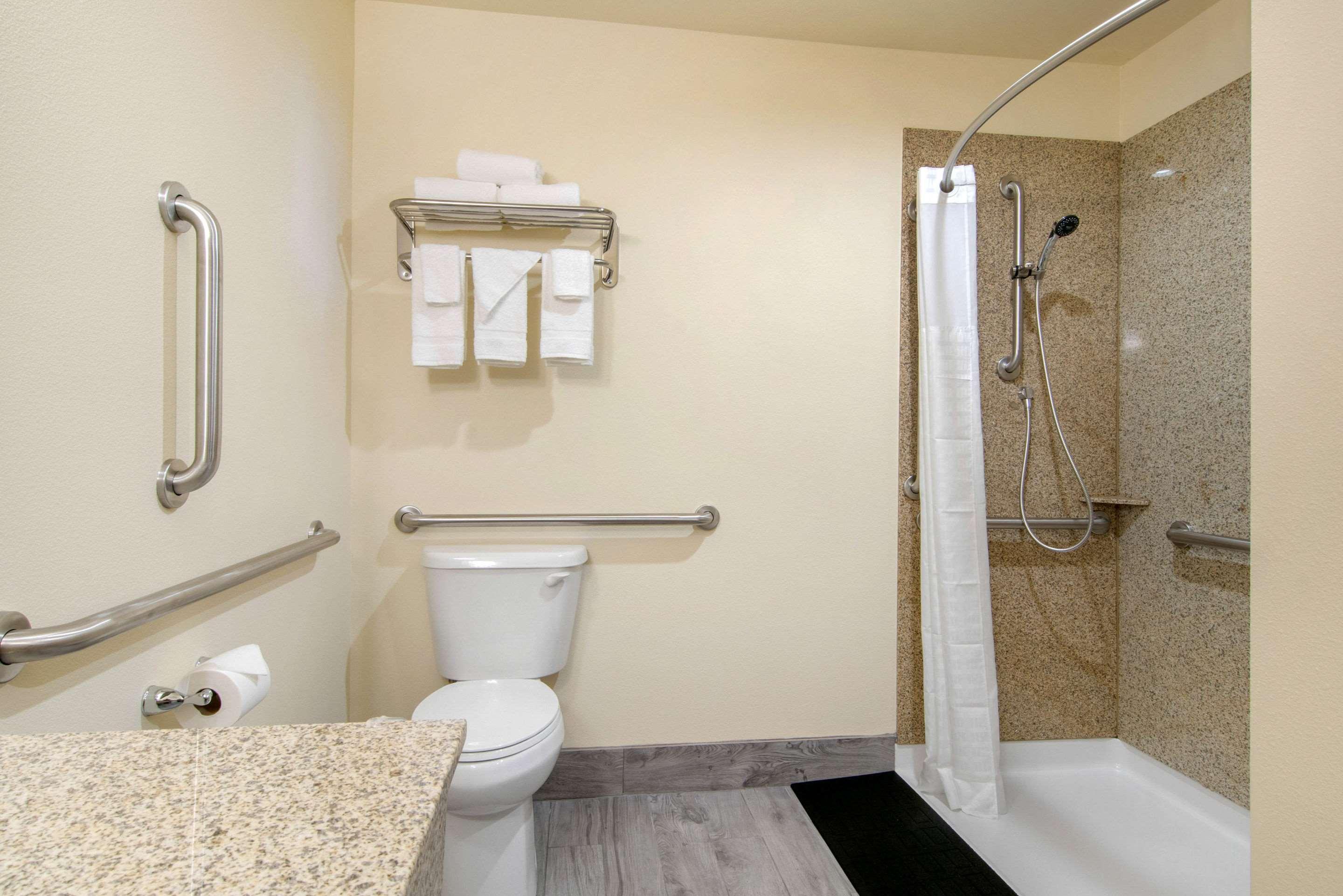 Econo Lodge Inn & Suites Springfield Eksteriør bilde