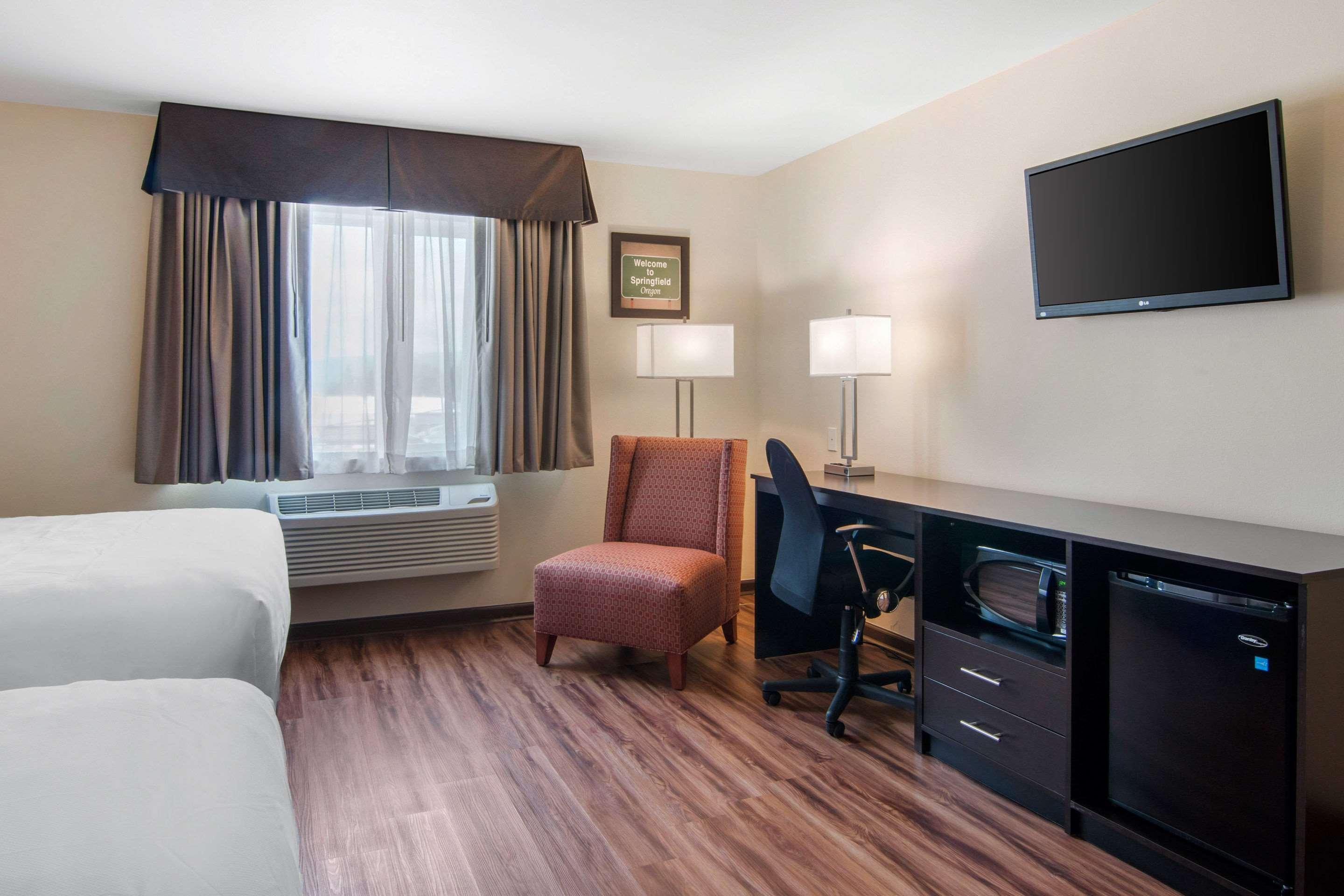 Econo Lodge Inn & Suites Springfield Eksteriør bilde